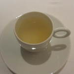 レフェルヴェソンス - 口直しのウーロン茶にも仕掛けが。