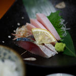 猿蔵 - 鮮魚の刺身セット（780円）