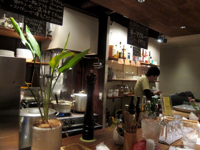 Columbia8  Sakaisuji Honmachi Ten photo 5