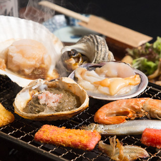 卓上で楽しむ炉端焼き♪新鮮な食材をできたてで楽しめます！