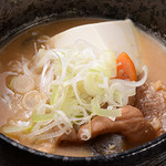 居酒屋 ちょいちょい - おばあちゃん秘伝のもつ煮込み