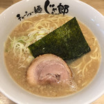 じゃん郎 - げんこつ醤油麺