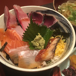お魚と地酒 豆助 - 海鮮丼アップ