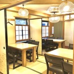八幡鮨 - 2F座敷テーブル席(計18席)