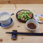 Sushi Hung HANARE - 鮨セット　サラダ、漬物、茶碗蒸し