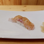 Sushi Hung HANARE - ハタ