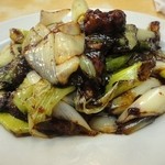 食事処 ときわ - 鶏とネギのピリ辛炒め400円