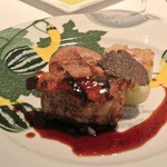 エノテカ・オルモ・デル・カウカソ - 豚塊肉の炭火焼　トリュフのソース