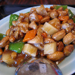 龍門 - 鶏肉とカシューナッツ炒め