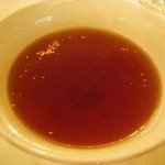 フランス料理 ル・トリアノン - ('12/1)すっぽんのｺﾝｿﾒｽｰﾌﾟ　金箔飾り