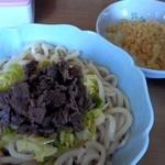 山のうどん屋 - 食べる前の肉盛りうどん