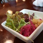 洋食屋 マンジャーレ TAKINAMI - セットのサラダです。