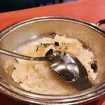 欧風カレー 白山舎 - ライスも干し葡萄やオニオンフライで良い♪