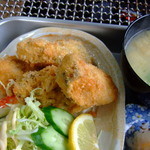 牟田商店 - 絶品の揚げたてカキフライ！