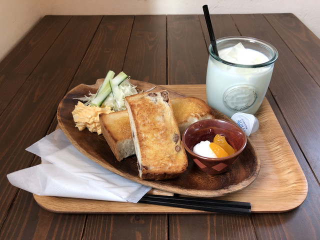 ベイカーズワークス 旧店名 パンハウス 常滑 パン 食べログ