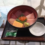 トヨミフィッシャリーズテラス - 特選丼