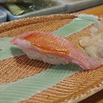 TATSU SUSHI - きんめ鯛