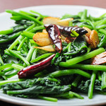 Stir-fried spinach