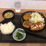 お肉屋さんのランチ mog mog - 