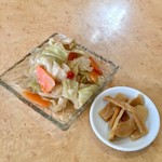 福臨門 - キャベツの酢漬け420円、無料のメンマ