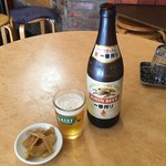 福臨門 - 瓶ビール530円、無料のメンマ