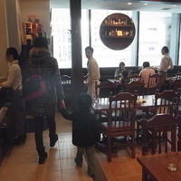 PAPPARE NAPOLI - 席は広々としています