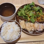 Dining cafe 11 - 蒸し鶏のさっぱりポン酢ソース  ランチ