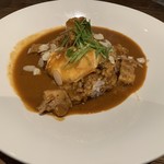 タブレス コーヒーベーカリー&ダイナー - 料理写真:バターチキンカレー~ポーチドエッグ添え~(¥1280)