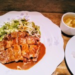 キャトルラパン　神戸三宮 - ライスとスープ付