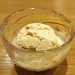 Shie - 黒糖のアイスクリーム