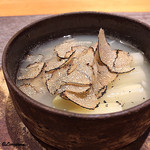 丸新 - ﾎﾜｲﾄｱｽﾊﾟﾗのｽｰﾌﾟ仕立にﾄﾘｭﾌ