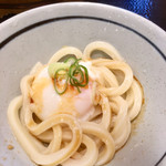 丸亀製麺 - 温玉で釜玉うどん