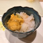 うを徳 - 丼（釧路 紫雲丹 + 岡山 白海老）
