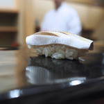 日本橋蛎殻町 すぎた - こはだの握り