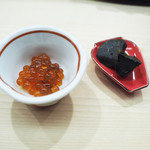 日本橋蛎殻町 すぎた - すじこと鮑の肝