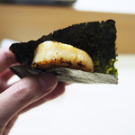 日本橋蛎殻町 すぎた - ホタテの磯辺巻き