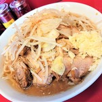ラーメン二郎 - ラーメン小＋ニンニク