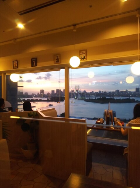 お台場の夜景が見えるレストランなら デートにおすすめのお店10選 食べログまとめ