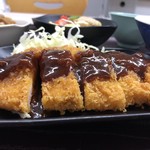 カケショク - 2019/09/05
            日替り肉定食 デミソースカツ 500円
            選べる小鉢×2皿付き