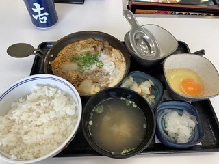 Yoshinoya - 月見牛とじ御膳