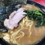 家系ラーメン 王道 - 