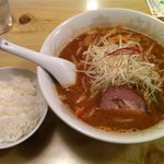 ラーメン まるいし - みそとライス