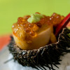食堂とだか - 料理写真:2019.9 ウニ・オン・ザ煮玉子いくら乗せ（900円）