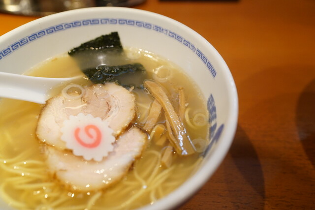 たけちゃんにぼしらーめん - 調布/ラーメン | 食べログ