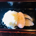 徳山鮓 - サバの熟れ鮓のカチョカバロチーズがけ