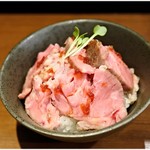 麺処 はら田 - ローストポーク丼 250円　肉ウマシ！