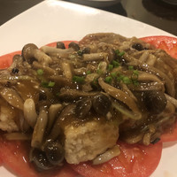 味の中華 羽衣 銀座本店 - 揚げ豆腐。キノコと野菜のとろりあんかけ。