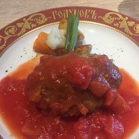 ゴドノフ東京 丸ビル店 - ラム・ハンバーグ