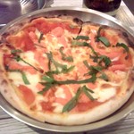 トロバコ - 明太子ソースのピザ.JPG