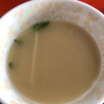 新ちゃん - 焼き飯に付いているスープ